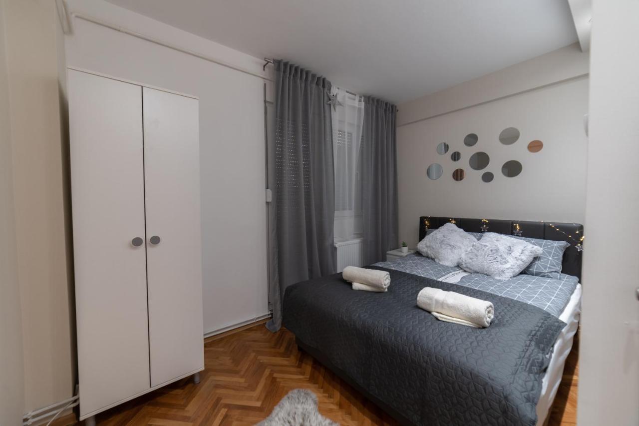 Gold Apartman فرساك المظهر الخارجي الصورة